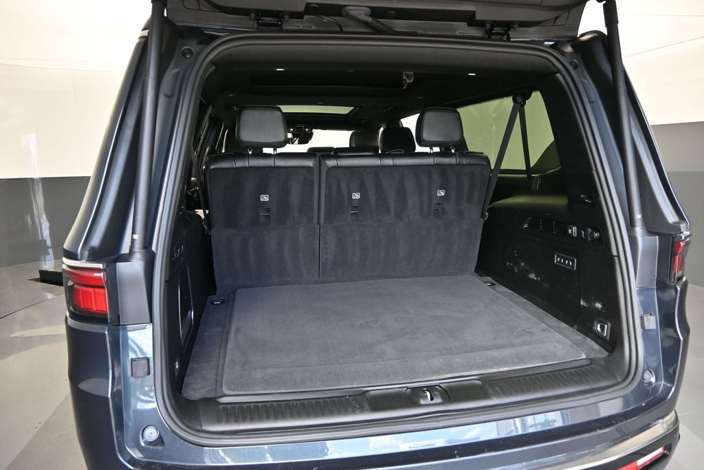 2023 Jeep Wagoneer L Series III