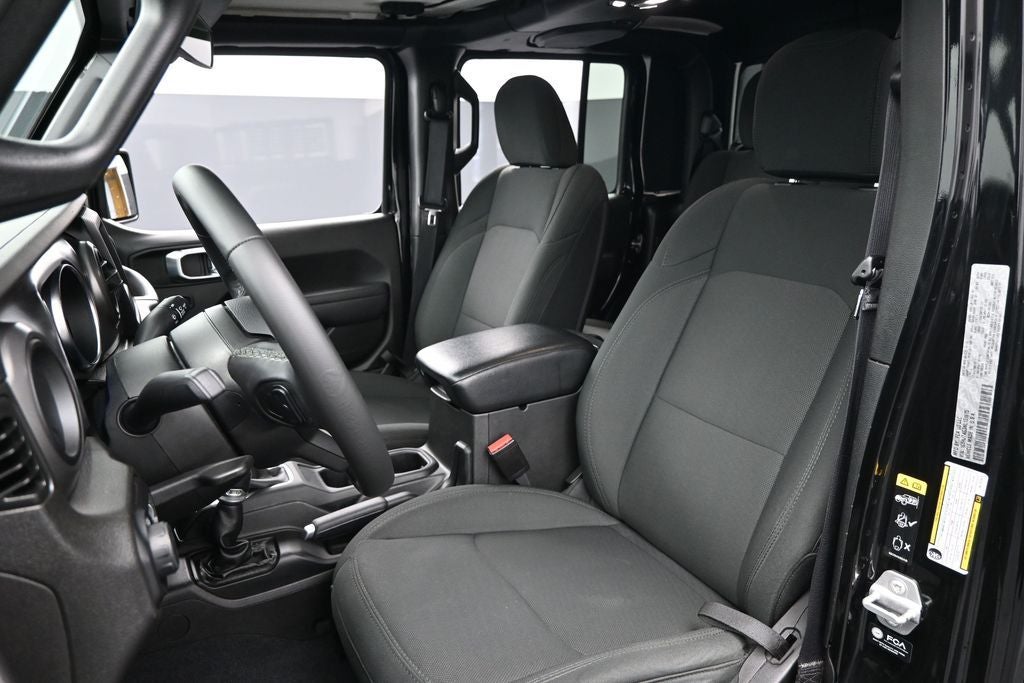 2022 Jeep Gladiator Willys
