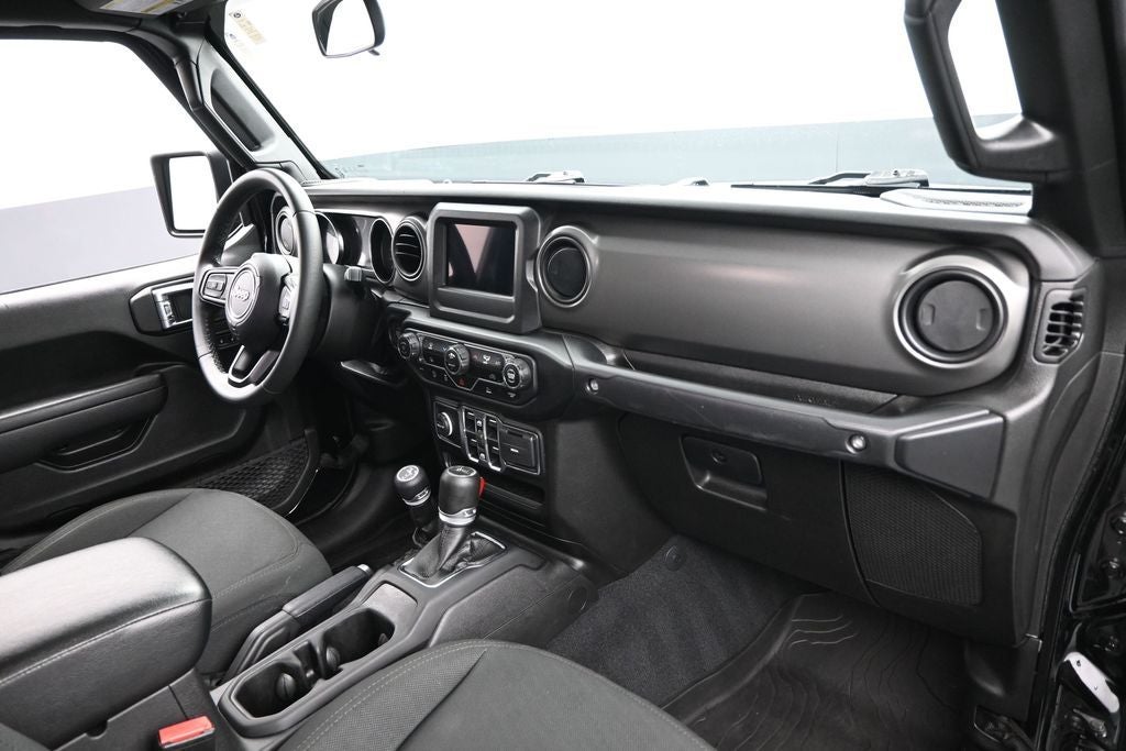 2022 Jeep Gladiator Willys