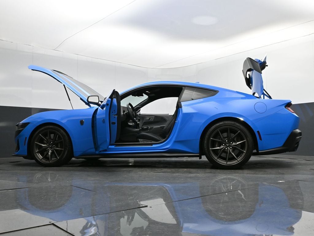 2024 Ford Mustang Dark Horse