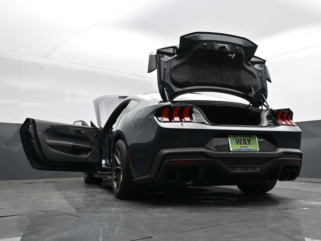 2026 Ford Mustang Dark Horse