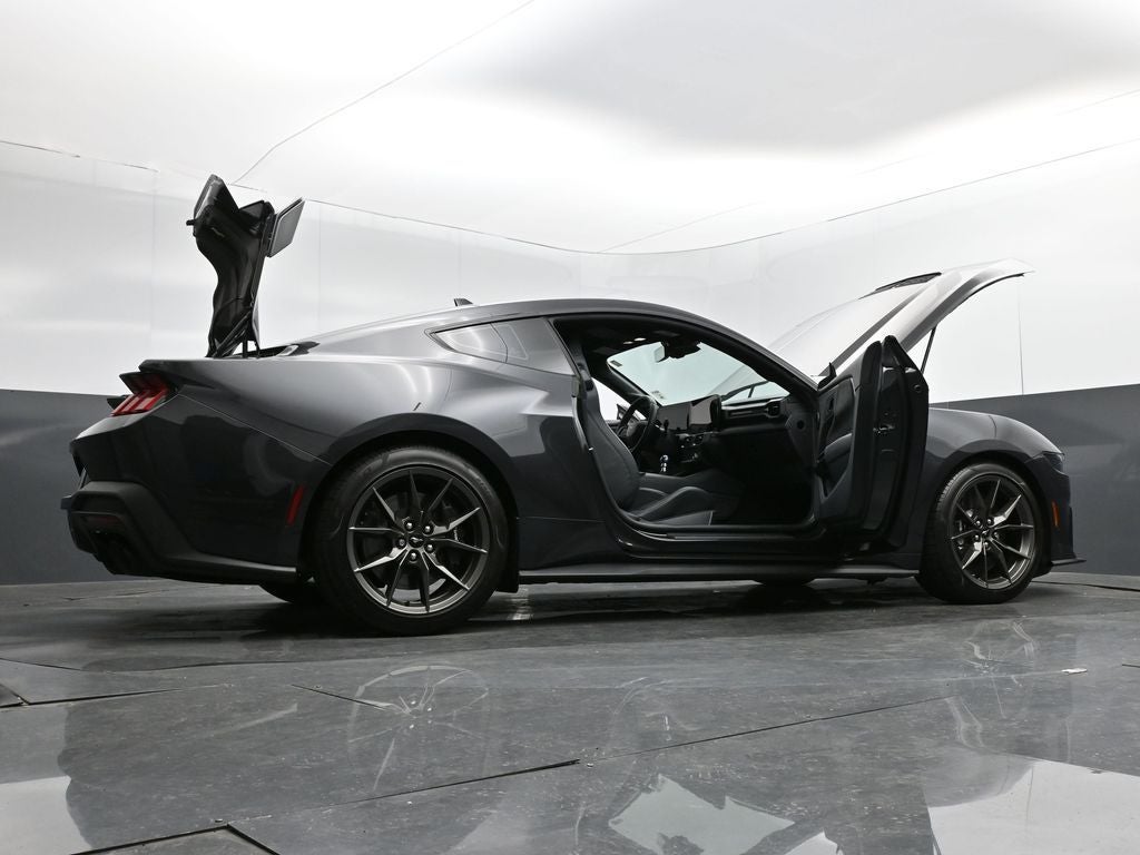 2024 Ford Mustang Dark Horse