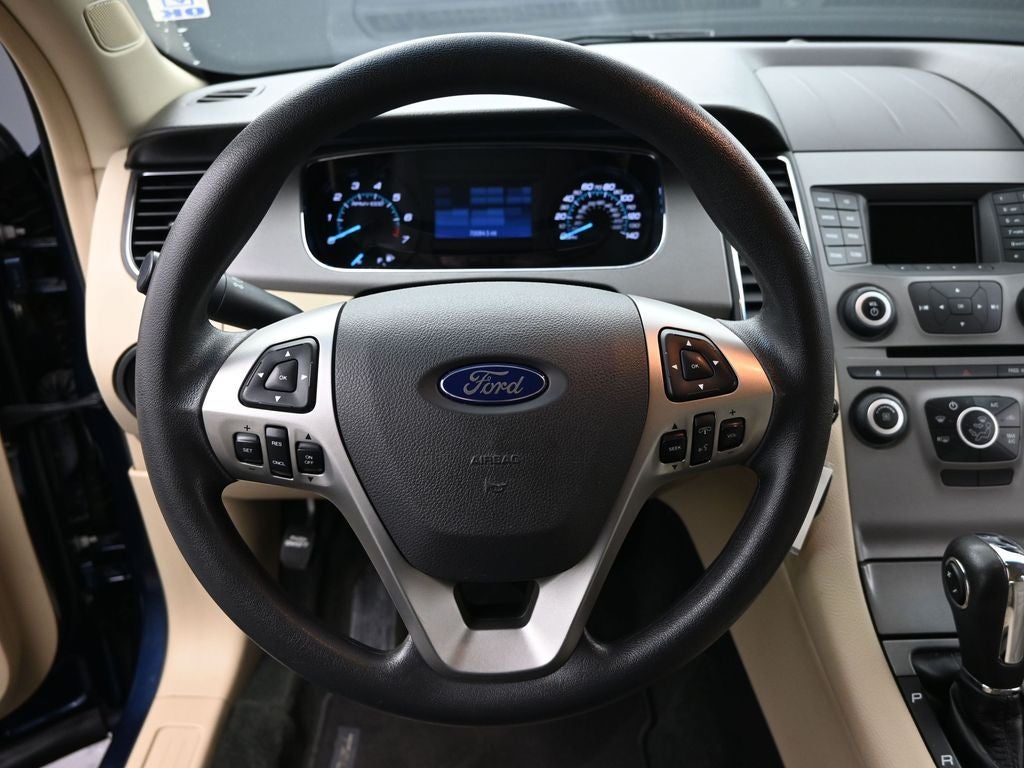 2017 Ford Taurus SE