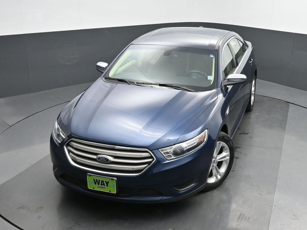 2017 Ford Taurus SE