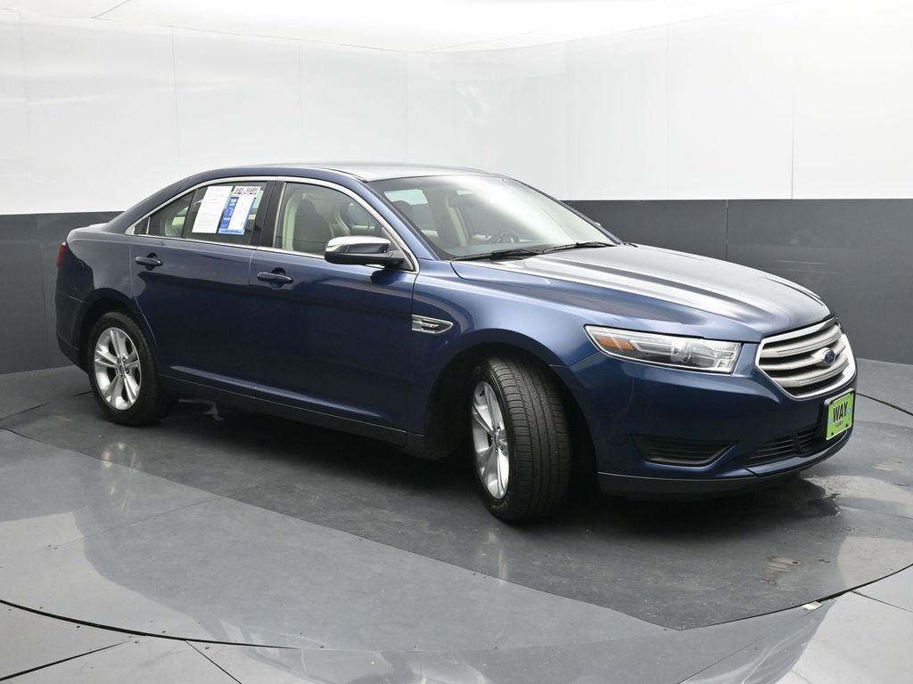 2017 Ford Taurus SE