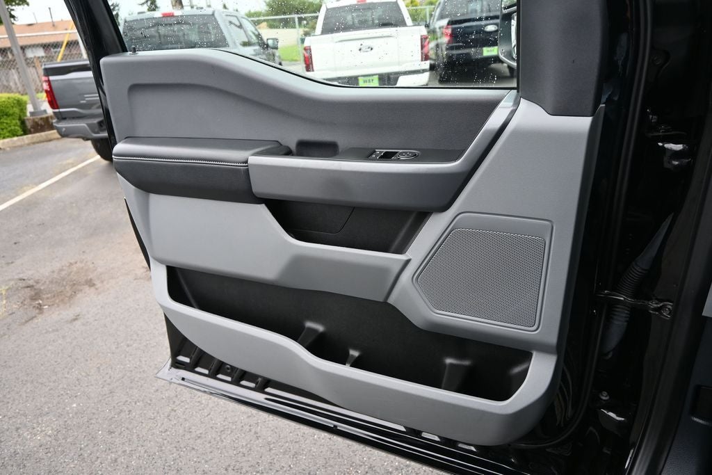 2024 Ford F-550SD XLT DRW