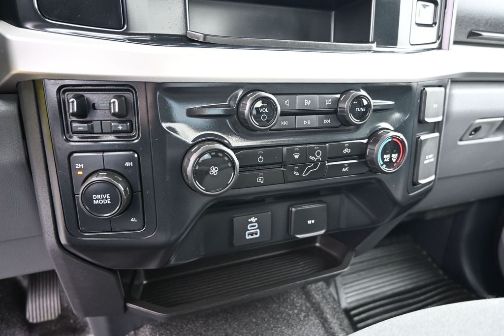 2024 Ford F-550SD XLT DRW