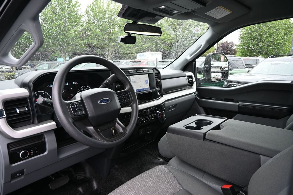 2024 Ford F-550SD XLT DRW