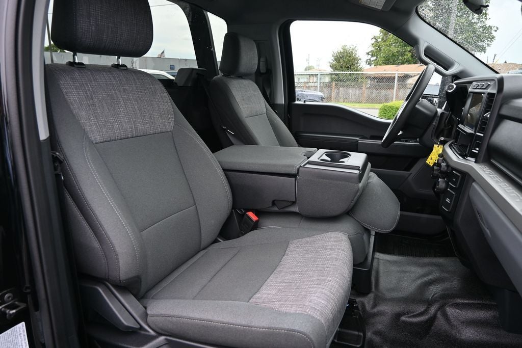2024 Ford F-550SD XLT DRW