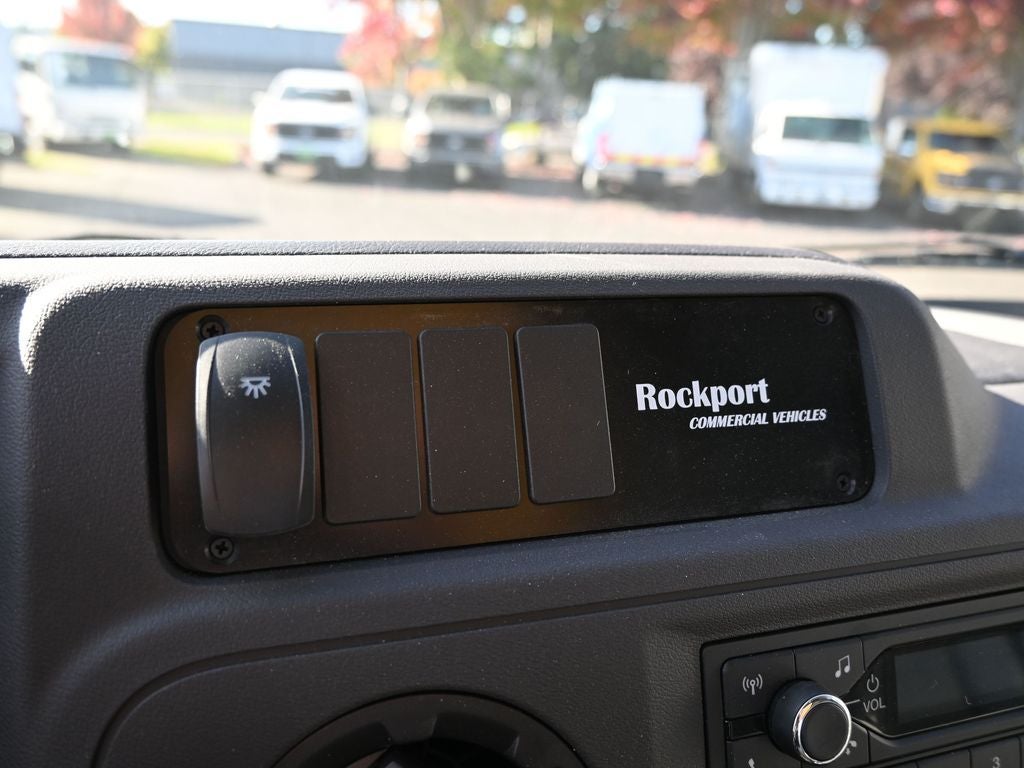 2025 Ford E-450SD Base XL