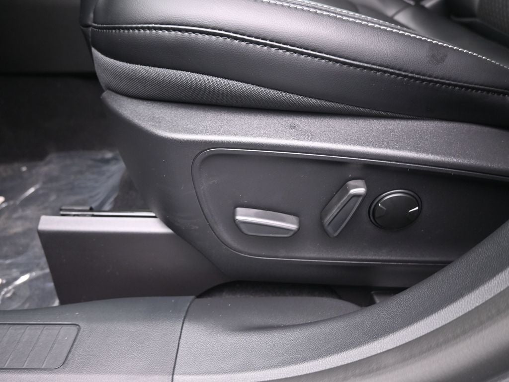 2024 Ford Escape Plug-In Hybrid Base