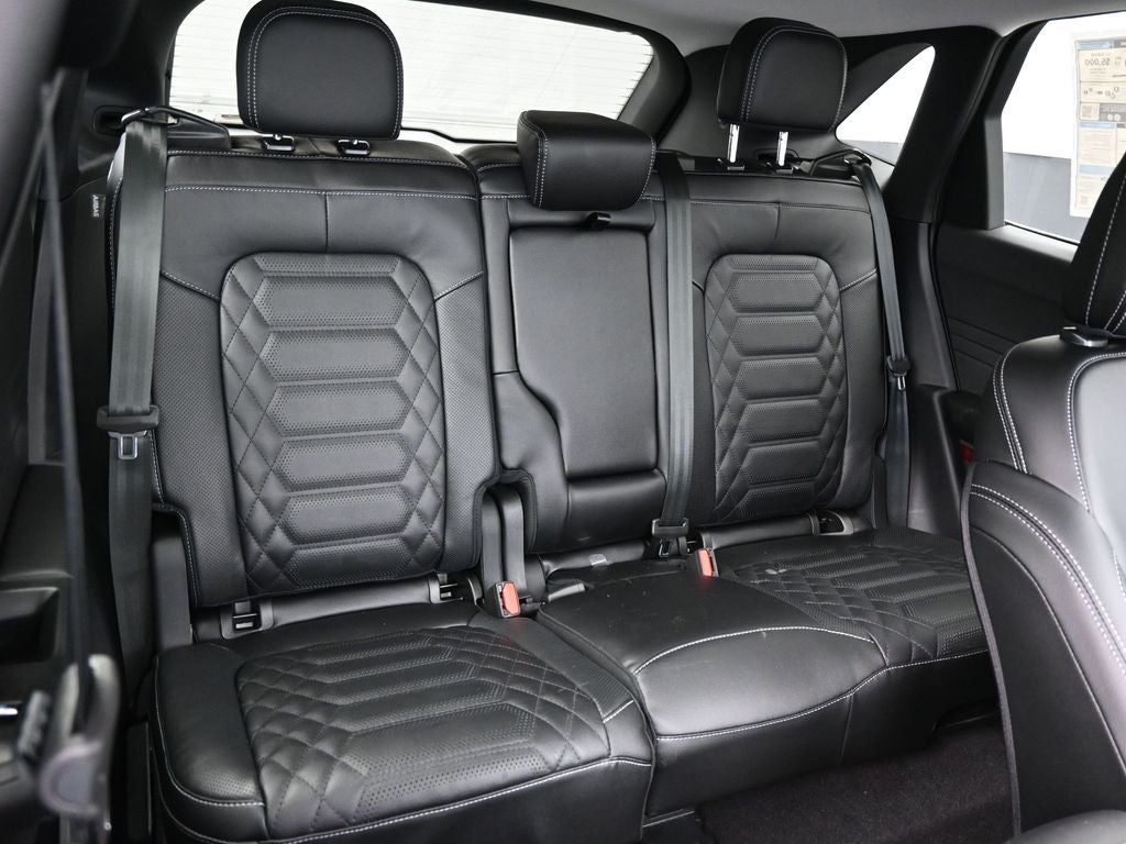 2024 Ford Escape Plug-In Hybrid Base