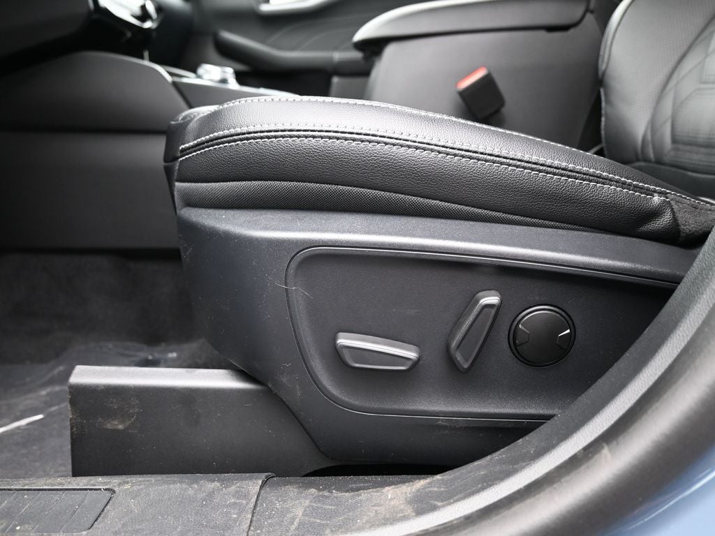 2024 Ford Escape Plug-In Hybrid Base