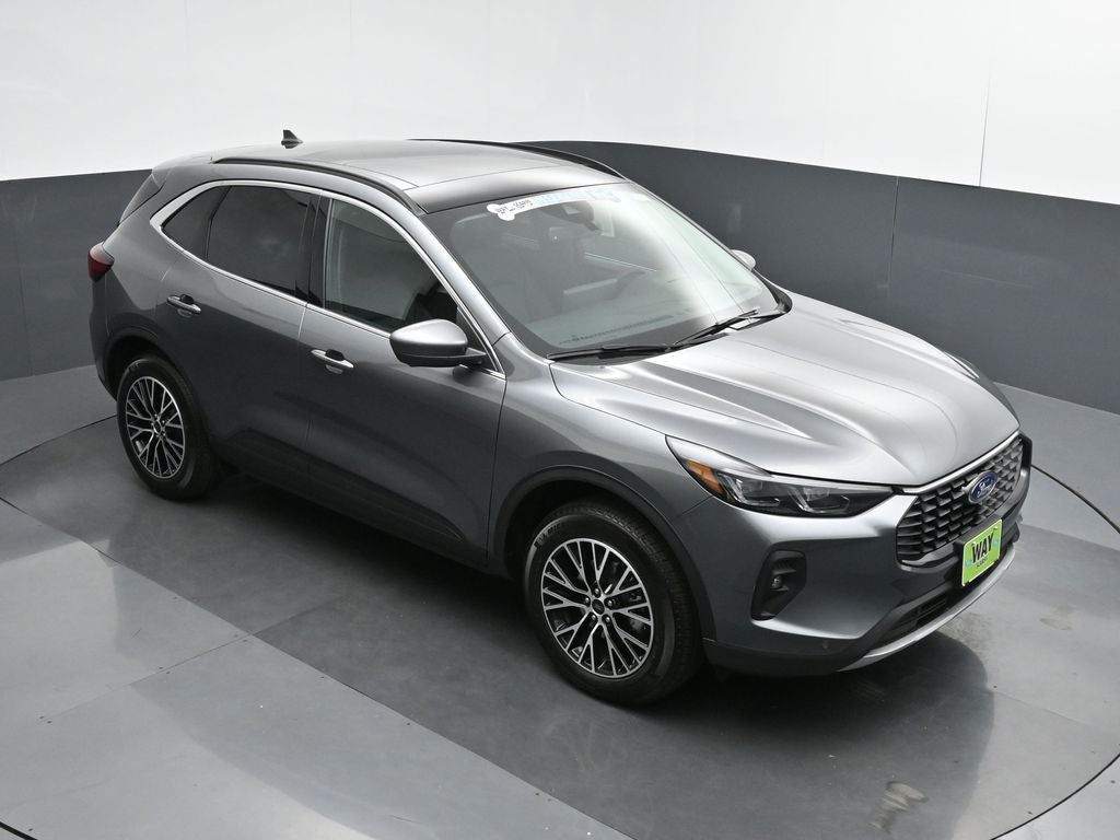 2025 Ford Escape Plug-In Hybrid Base