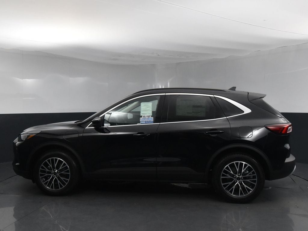 2024 Ford Escape Plug-In Hybrid Base