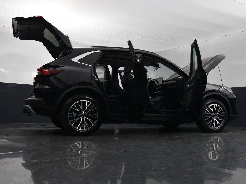 2024 Ford Escape Plug-In Hybrid Base