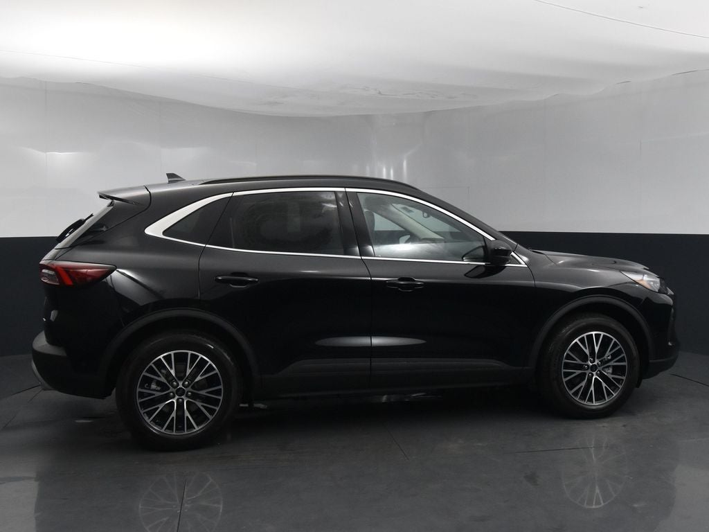 2024 Ford Escape Plug-In Hybrid Base