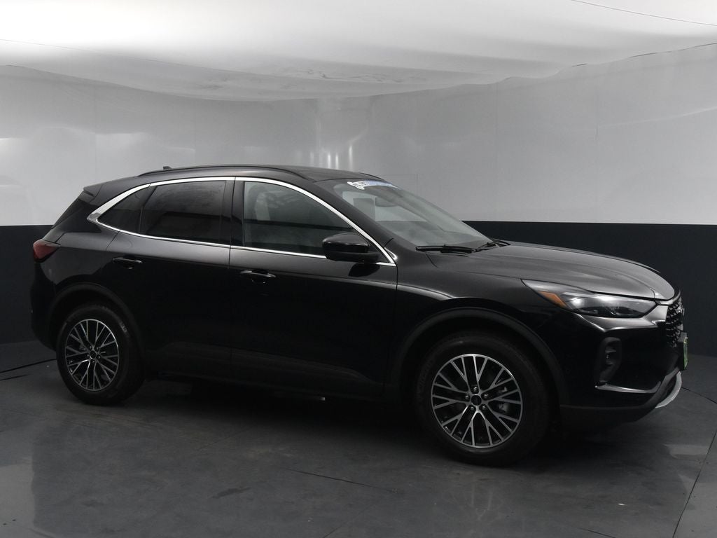 2024 Ford Escape Plug-In Hybrid Base