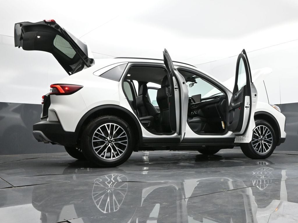 2024 Ford Escape Plug-In Hybrid Base
