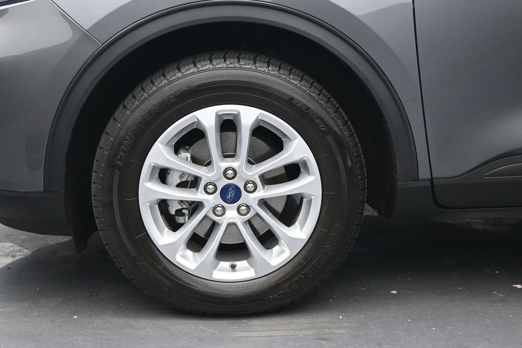 2022 Ford Escape S