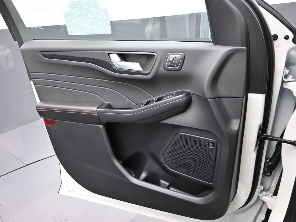 2025 Ford Escape Hybrid ST-Line Select