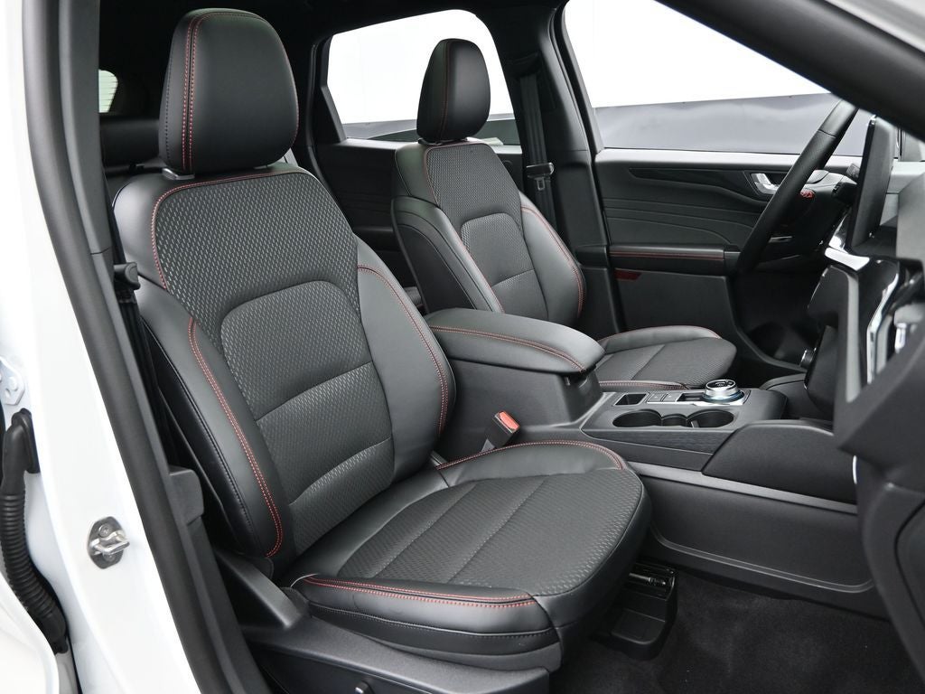 2025 Ford Escape Hybrid ST-Line Select