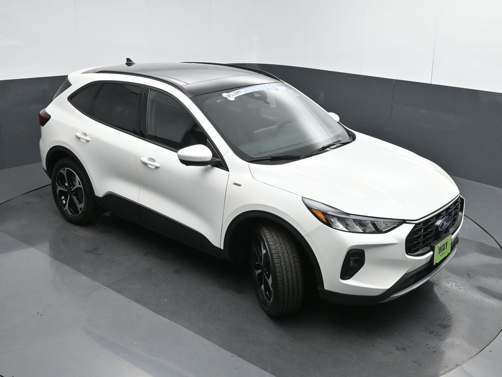 2025 Ford Escape Hybrid ST-Line Select