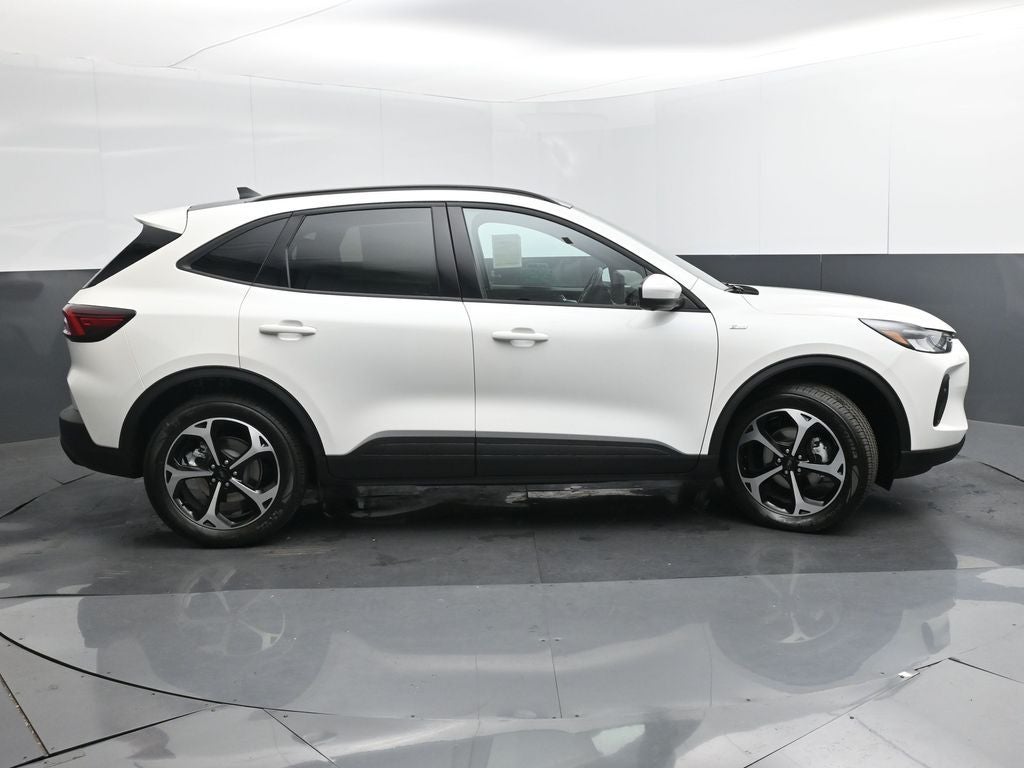 2025 Ford Escape Hybrid ST-Line Select