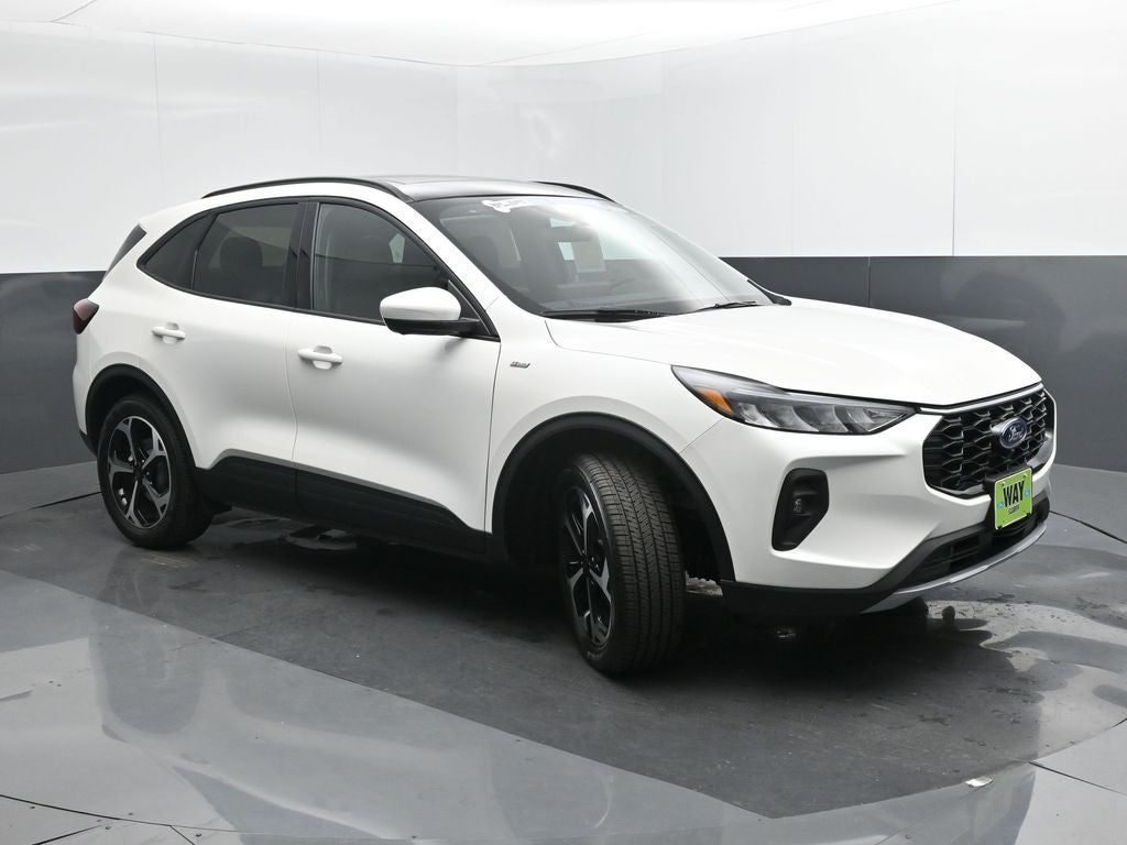 2025 Ford Escape Hybrid ST-Line Select