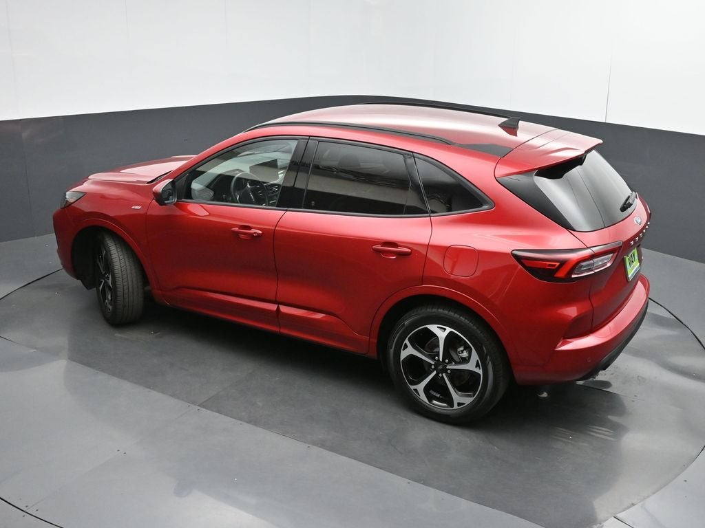 2023 Ford Escape Hybrid ST-Line Elite