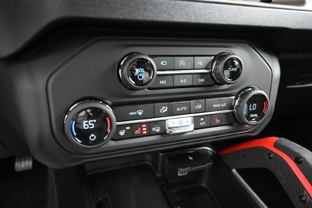 2026 Ford Bronco Outer Banks 60th Anniversary Package