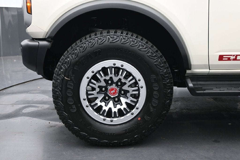 2026 Ford Bronco Outer Banks 60th Anniversary Package
