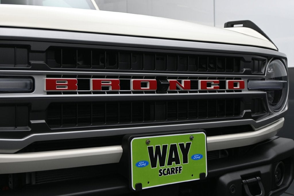 2026 Ford Bronco Outer Banks 60th Anniversary Package