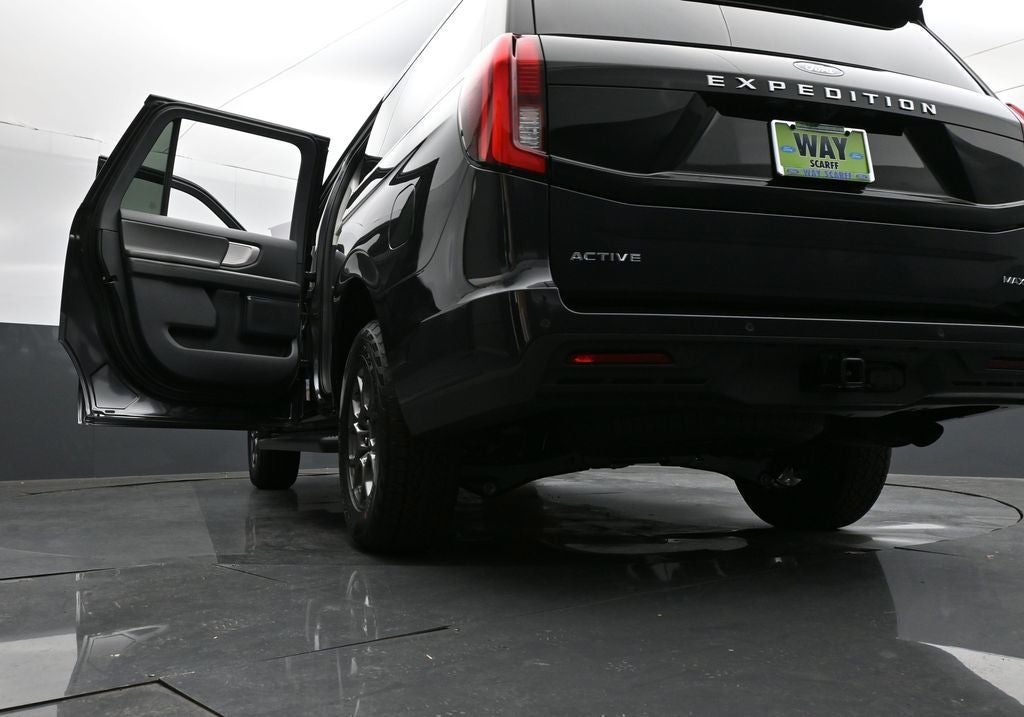 2026 Ford Expedition Max Active
