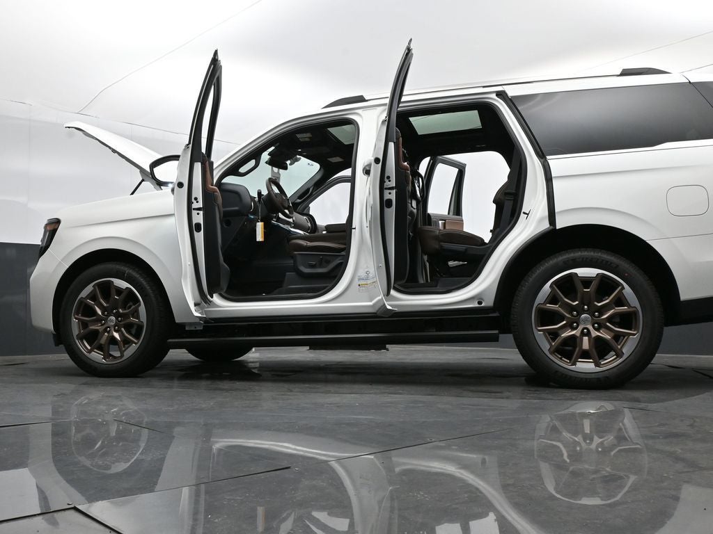 2027 Ford Expedition King Ranch