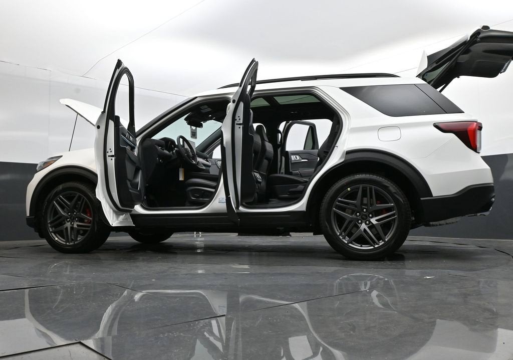 2027 Ford Explorer ST