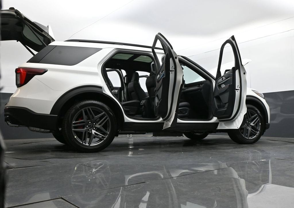 2027 Ford Explorer ST