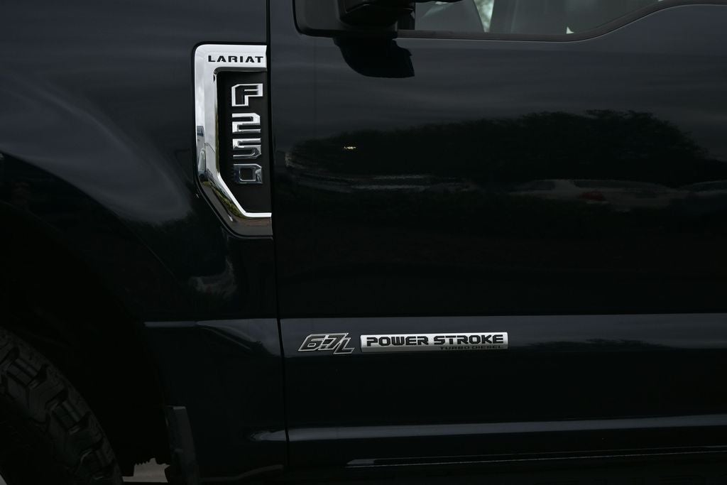 2021 Ford F-250SD Lariat
