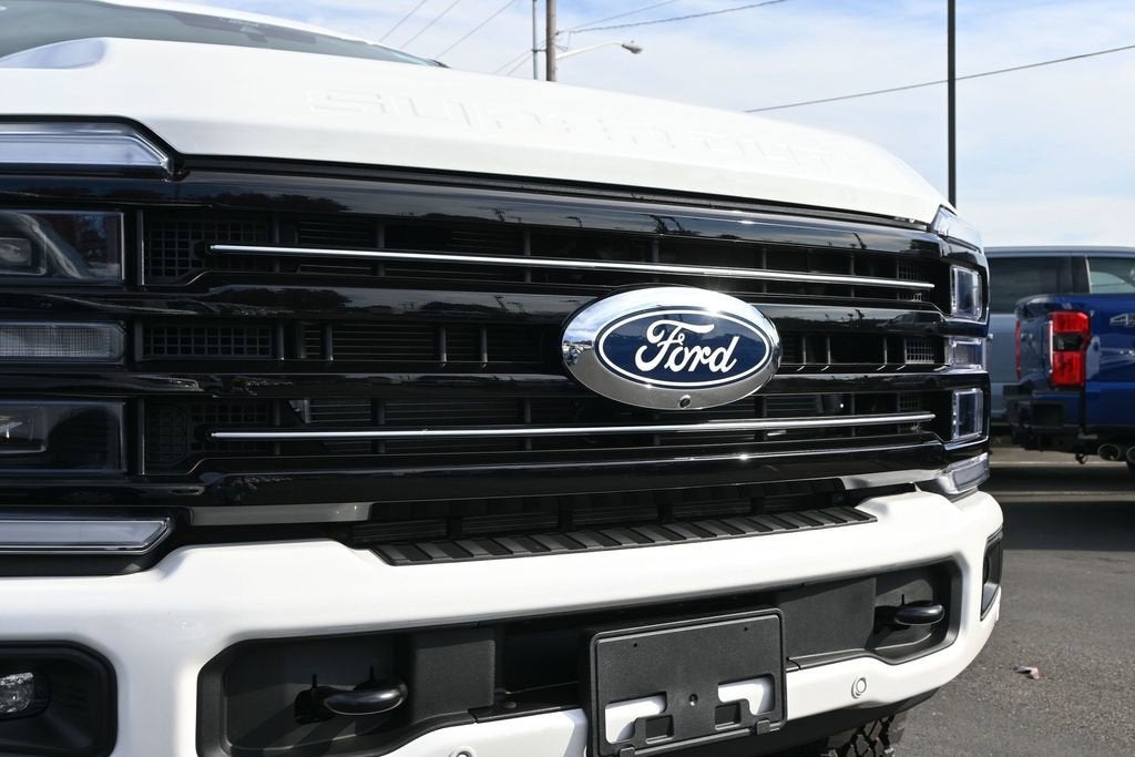 2027 Ford F-350SD Platinum
