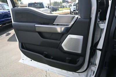 2027 Ford F-350SD Platinum