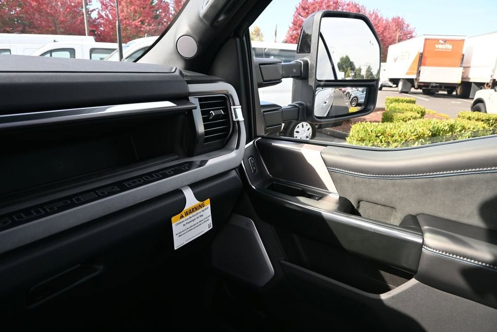 2027 Ford F-350SD Platinum