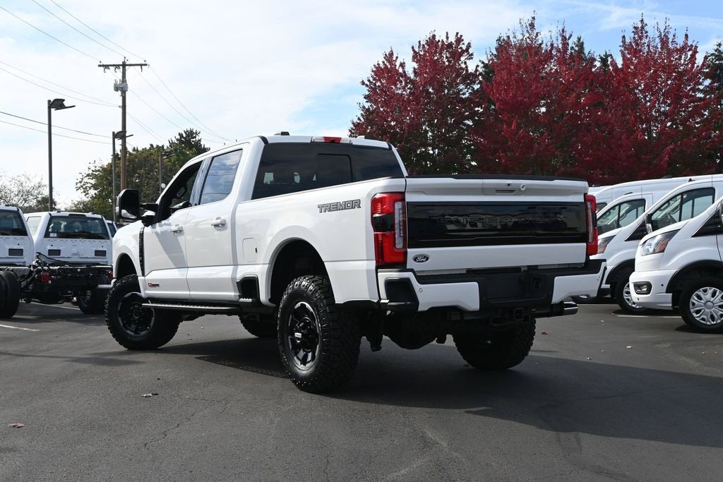 2027 Ford F-350SD Platinum