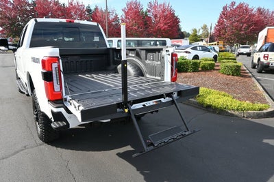 2027 Ford F-350SD Platinum