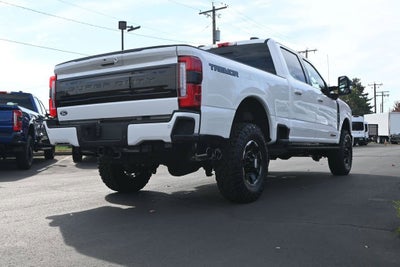 2027 Ford F-350SD Platinum