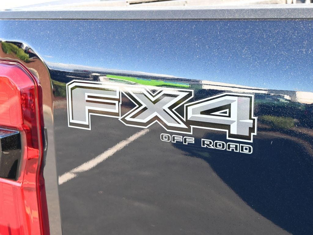 2025 Ford F-350SD Lariat