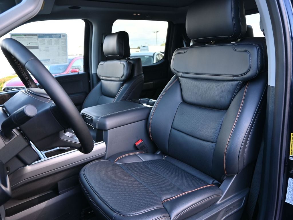 2025 Ford F-350SD Lariat