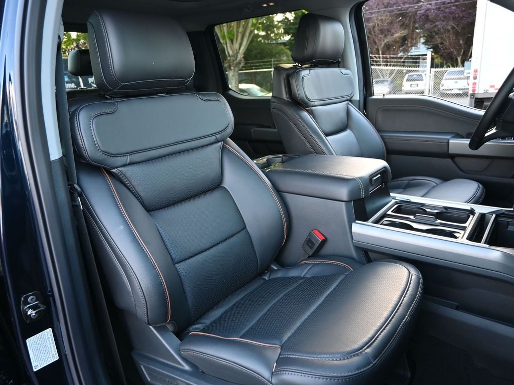 2025 Ford F-350SD Lariat