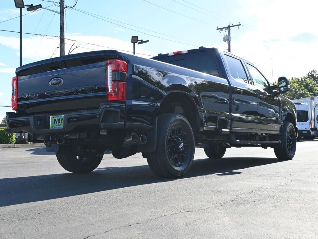 2025 Ford F-350SD Lariat