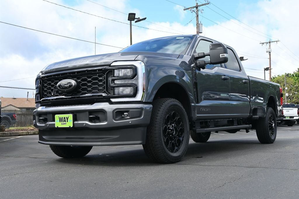 2026 Ford F-350SD Lariat