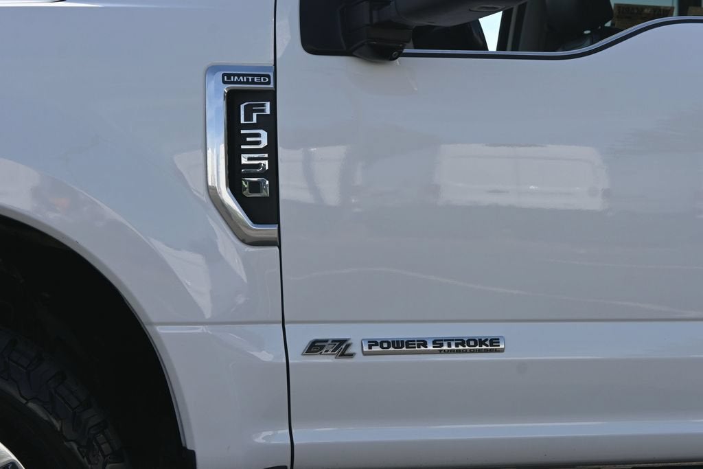 2022 Ford F-350SD Limited